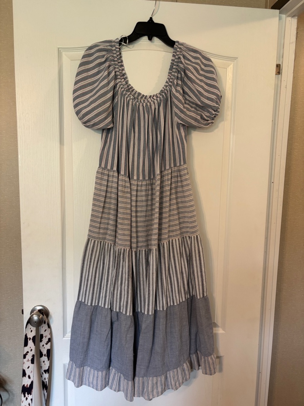 easel Blue and White Striped Puff-Sleeve Tiered Dress